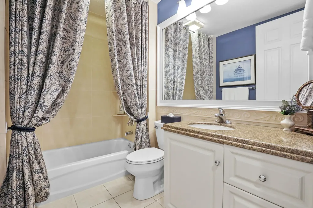25 Harbour Isle Drive W Fort Pierce FL 34949
