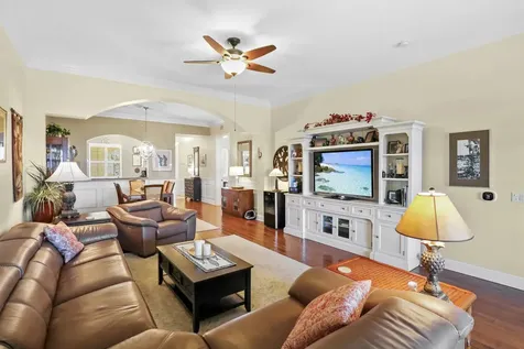 25 Harbour Isle Drive W Fort Pierce FL 34949