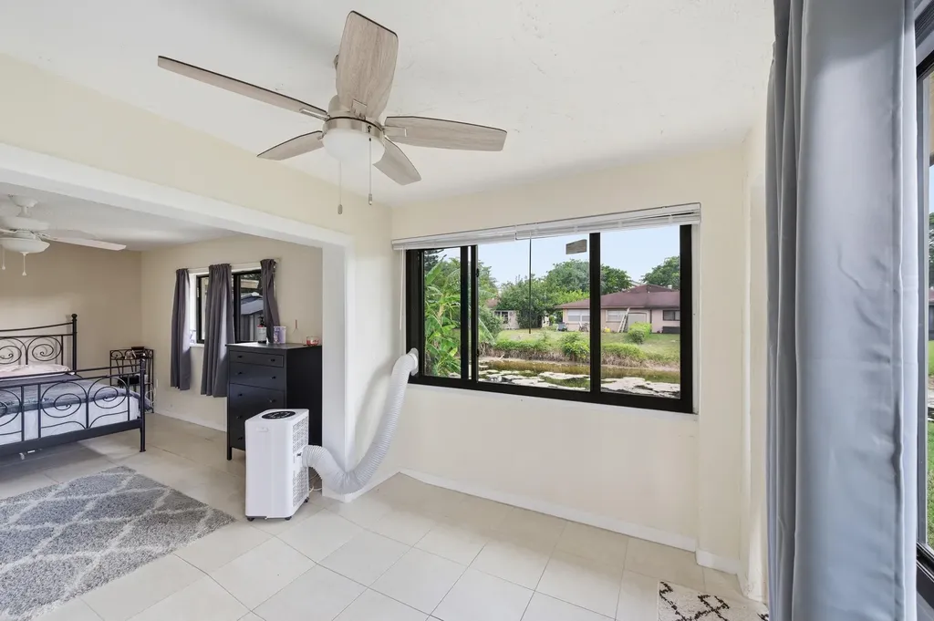 10222 Pine Drive Boynton Beach FL 33437