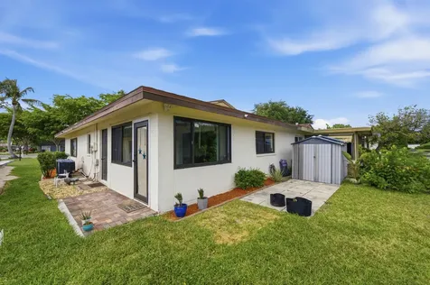 10222 Pine Drive Boynton Beach FL 33437