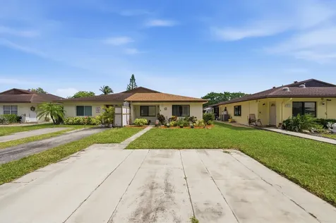10222 Pine Drive Boynton Beach FL 33437