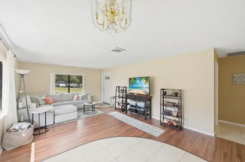 10222 Pine Drive Boynton Beach FL 33437