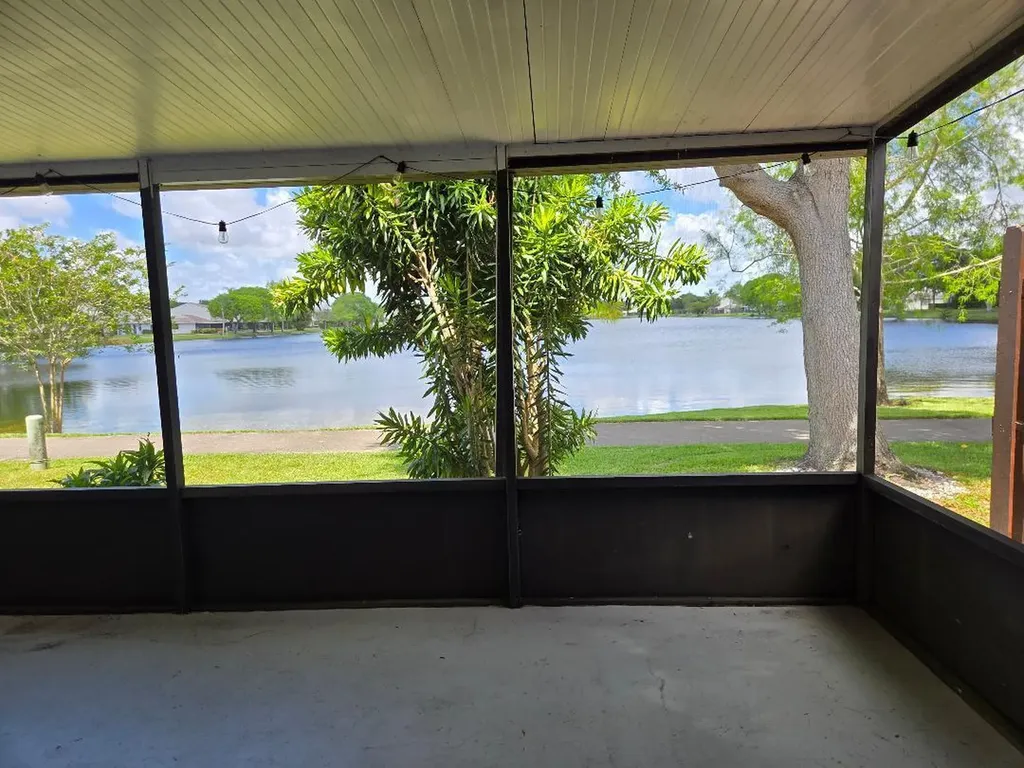 16363 Water Way Delray Beach FL 33484