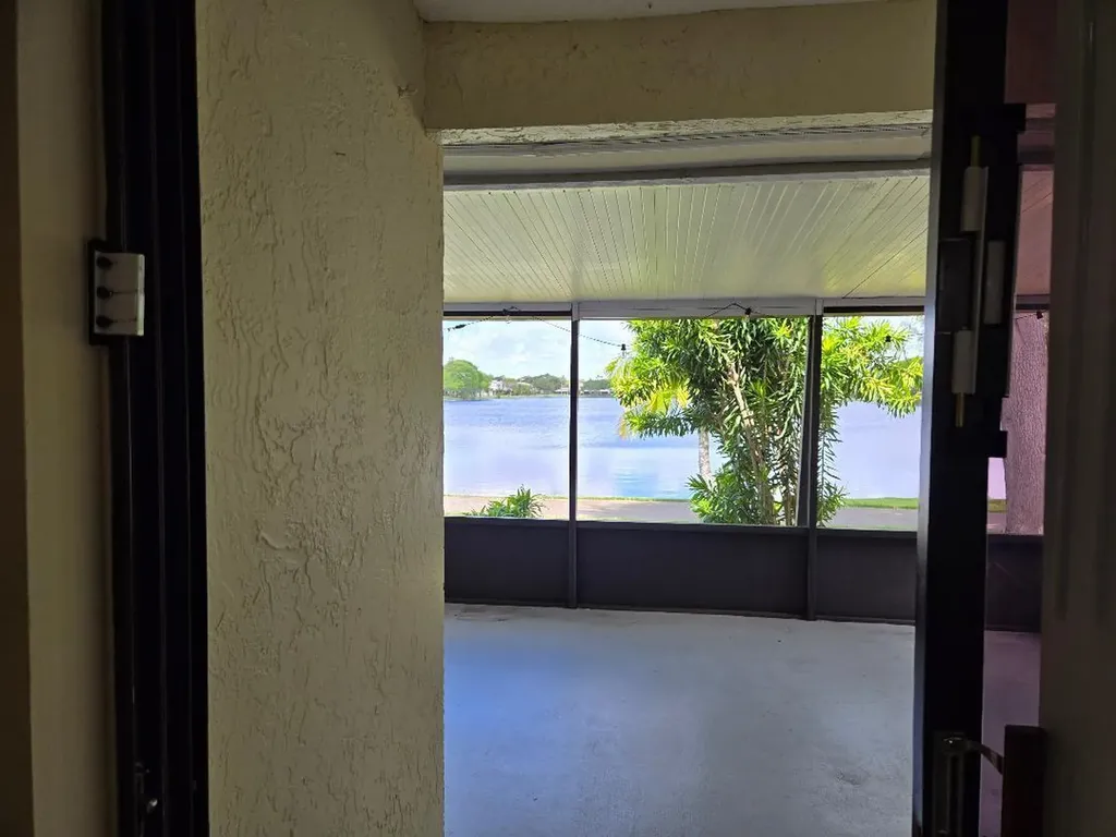 16363 Water Way Delray Beach FL 33484