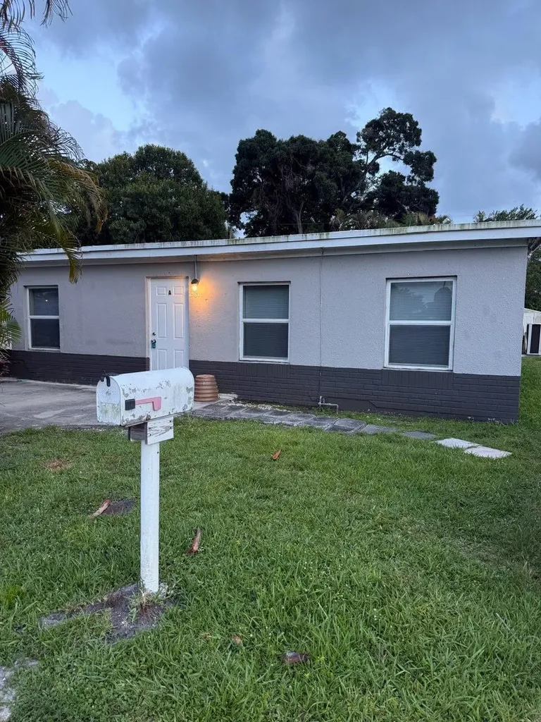 2960 SW 17th Street Fort Lauderdale FL 33312