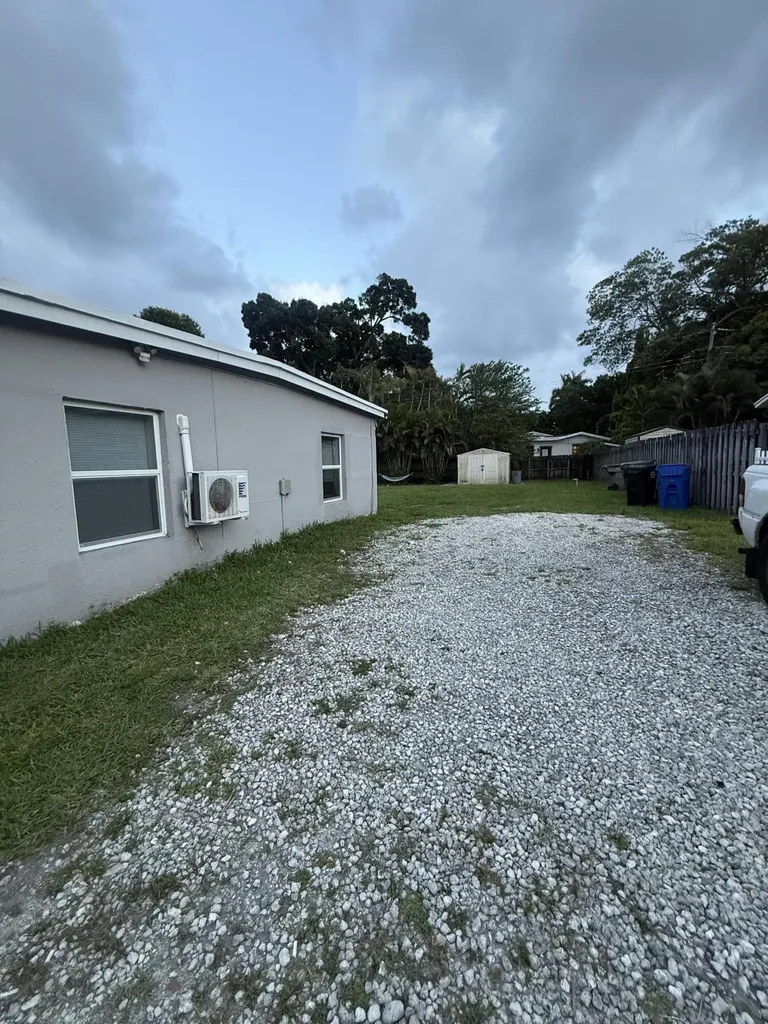 2960 SW 17th Street Fort Lauderdale FL 33312