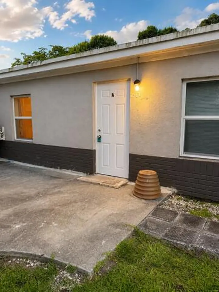 2960 SW 17th Street Fort Lauderdale FL 33312