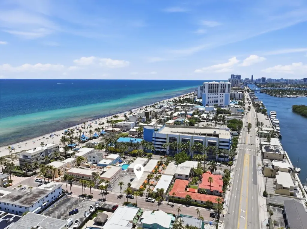 330 Arthur Street Hollywood FL 33019