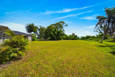 5110 Eagle Drive Fort Pierce FL 34951