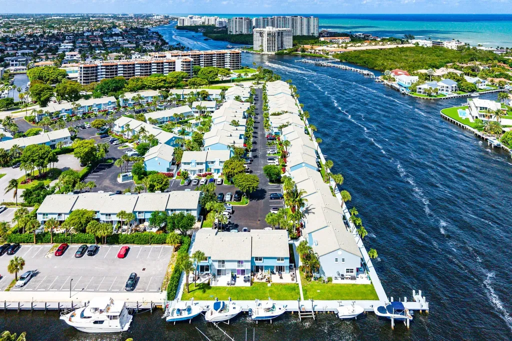 966 Jeffery Street Boca Raton FL 33487