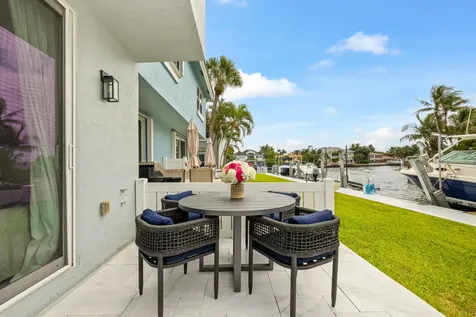 966 Jeffery Street Boca Raton FL 33487