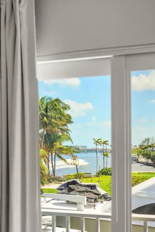966 Jeffery Street Boca Raton FL 33487