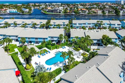 966 Jeffery Street Boca Raton FL 33487