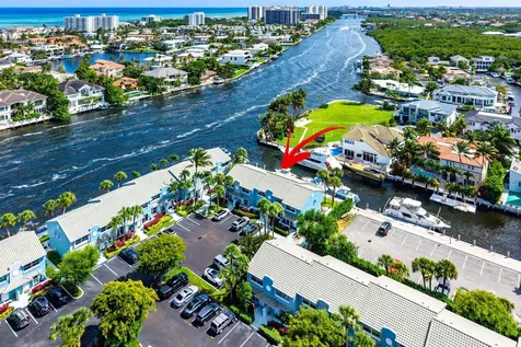 966 Jeffery Street Boca Raton FL 33487