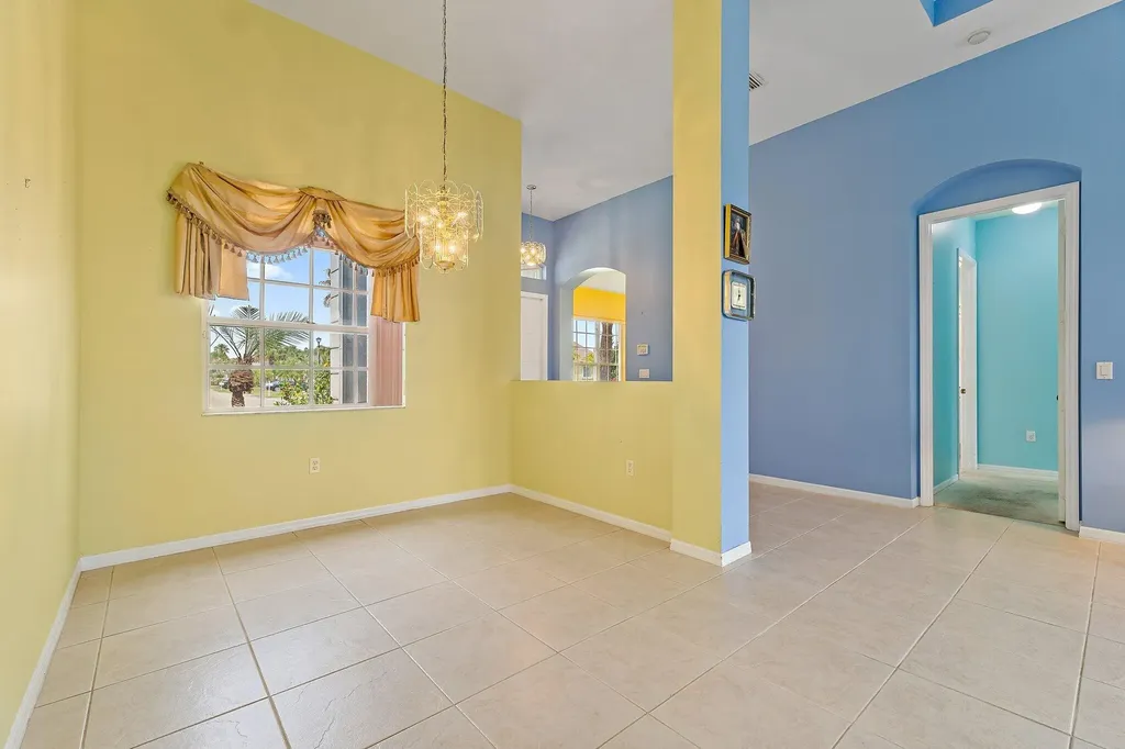 317 SW Lake Forest Way Port St Lucie FL 34986