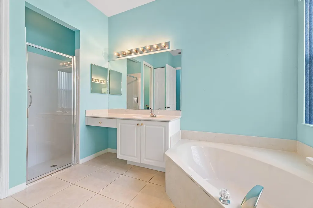 317 SW Lake Forest Way Port St Lucie FL 34986
