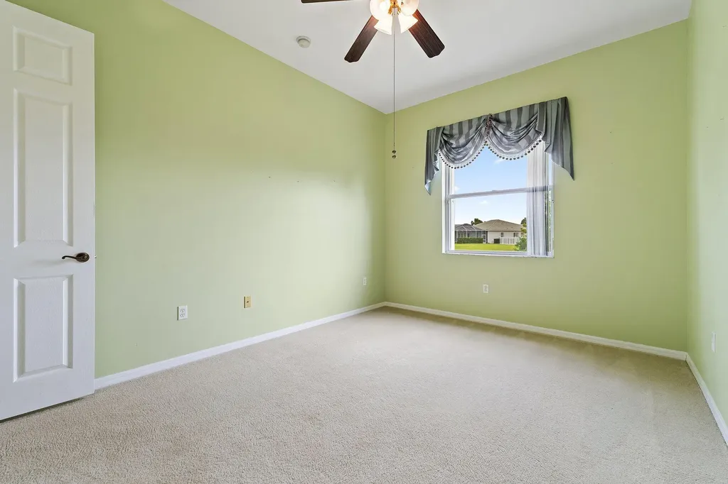 317 SW Lake Forest Way Port St Lucie FL 34986