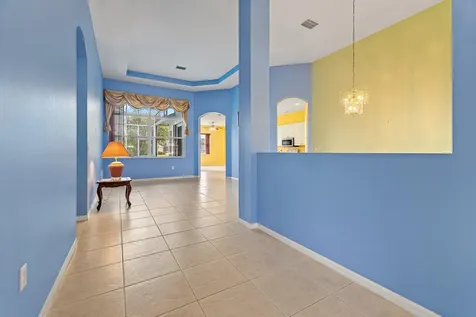 317 SW Lake Forest Way Port St Lucie FL 34986