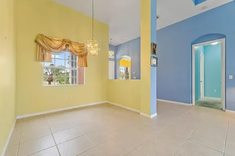 317 SW Lake Forest Way Port St Lucie FL 34986