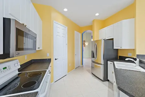 317 SW Lake Forest Way Port St Lucie FL 34986