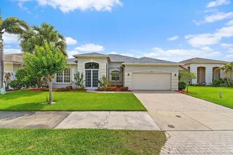 317 SW Lake Forest Way Port St Lucie FL 34986