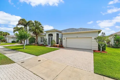 317 SW Lake Forest Way Port St Lucie FL 34986