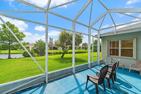 317 SW Lake Forest Way Port St Lucie FL 34986