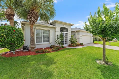 317 SW Lake Forest Way Port St Lucie FL 34986