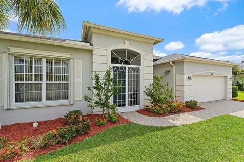 317 SW Lake Forest Way Port St Lucie FL 34986