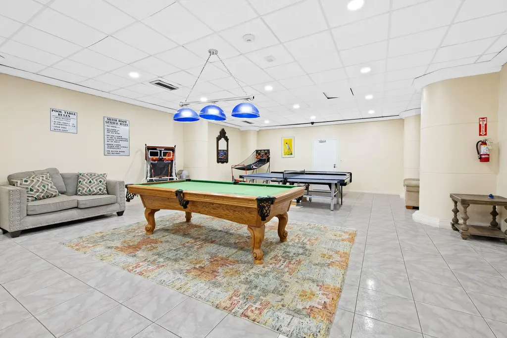 3725 S Ocean Drive Hollywood FL 33019