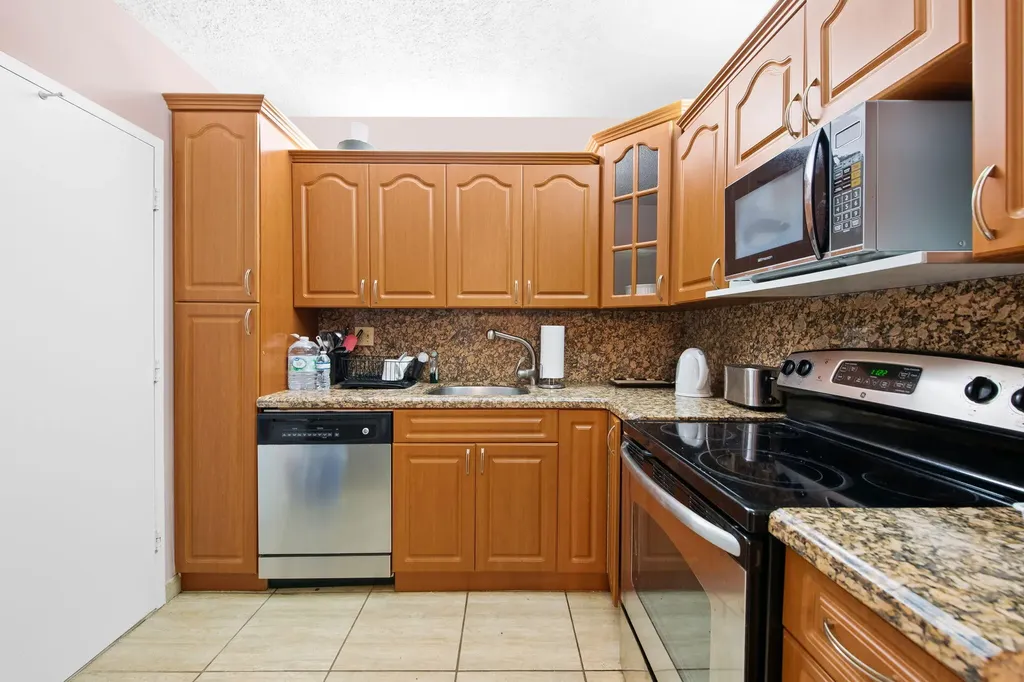 3725 S Ocean Drive Hollywood FL 33019