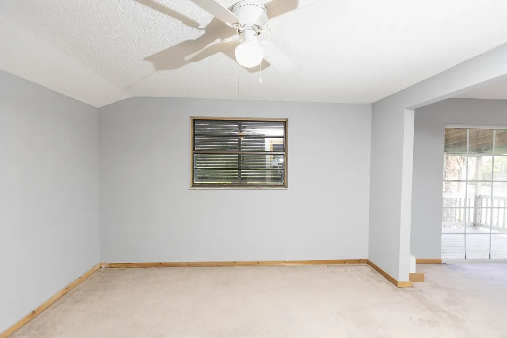 621 NW Sharpe Street Port St Lucie FL 34983