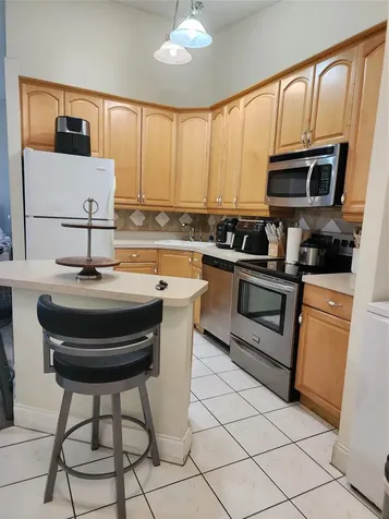 624 NW 47th Street Deerfield Beach FL 33064