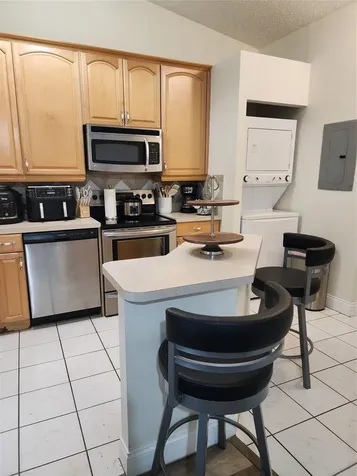 624 NW 47th Street Deerfield Beach FL 33064