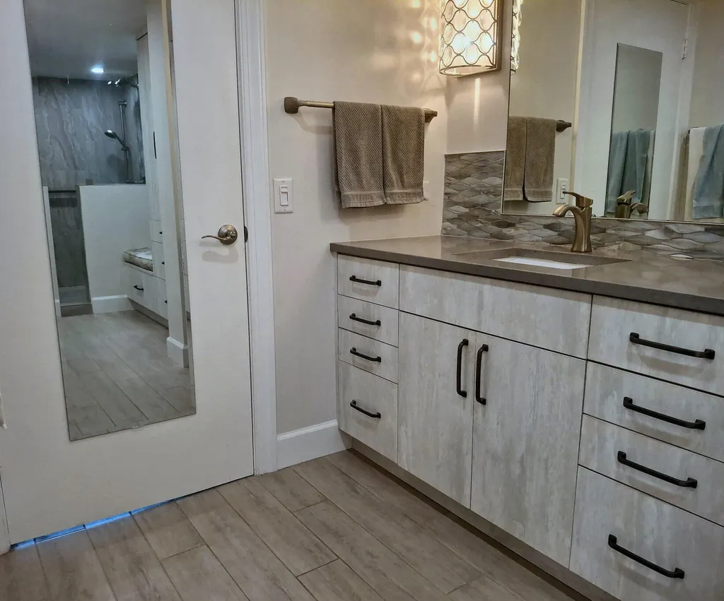 123 Lakeshore Drive North Palm Beach FL 33408
