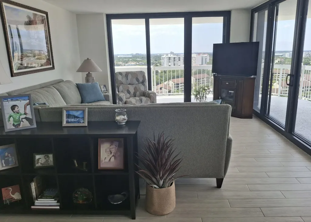 123 Lakeshore Drive North Palm Beach FL 33408
