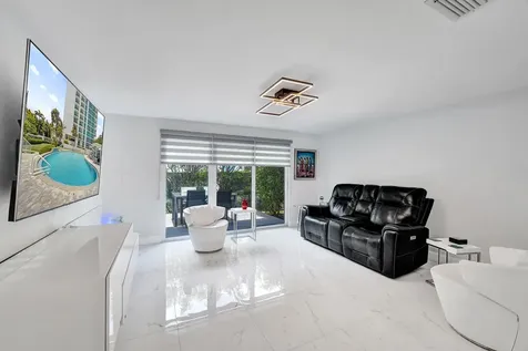 1431 S Ocean Boulevard Lauderdale By The Sea FL 33062