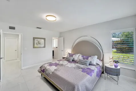 1431 S Ocean Boulevard Lauderdale By The Sea FL 33062