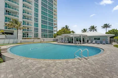 1431 S Ocean Boulevard Lauderdale By The Sea FL 33062