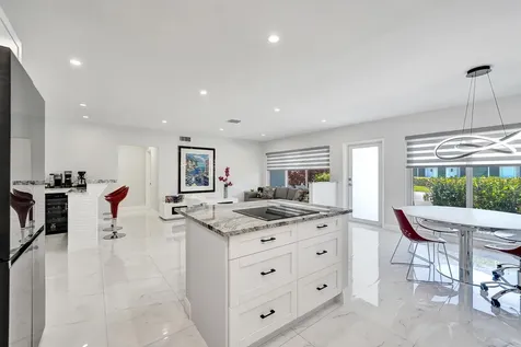 1431 S Ocean Boulevard Lauderdale By The Sea FL 33062
