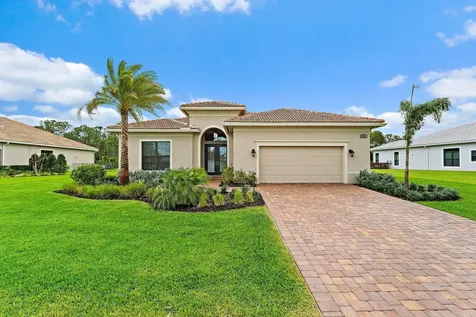 5564 SW Star Apple Street Palm City FL 34990