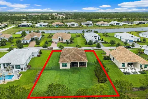 5564 SW Star Apple Street Palm City FL 34990