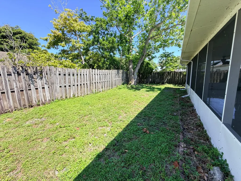 5271 Harwood Lane Lake Worth FL 33467