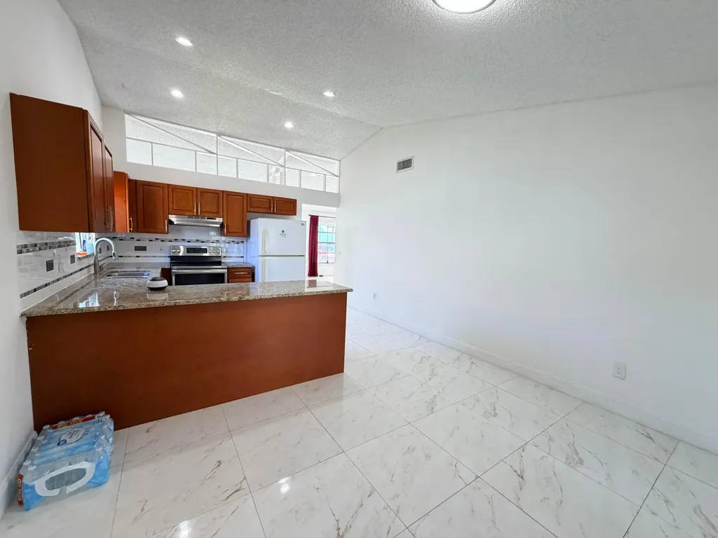 5271 Harwood Lane Lake Worth FL 33467