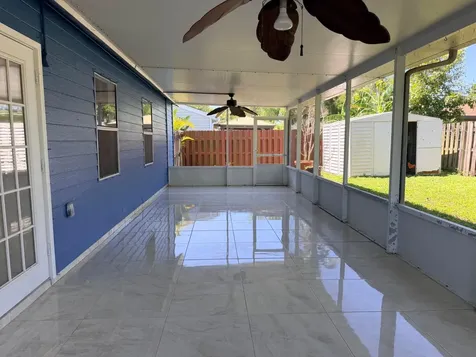 5271 Harwood Lane Greenacres FL 33467