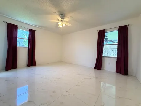 5271 Harwood Lane Greenacres FL 33467