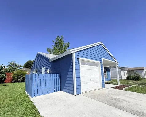 5271 Harwood Lane Greenacres FL 33467