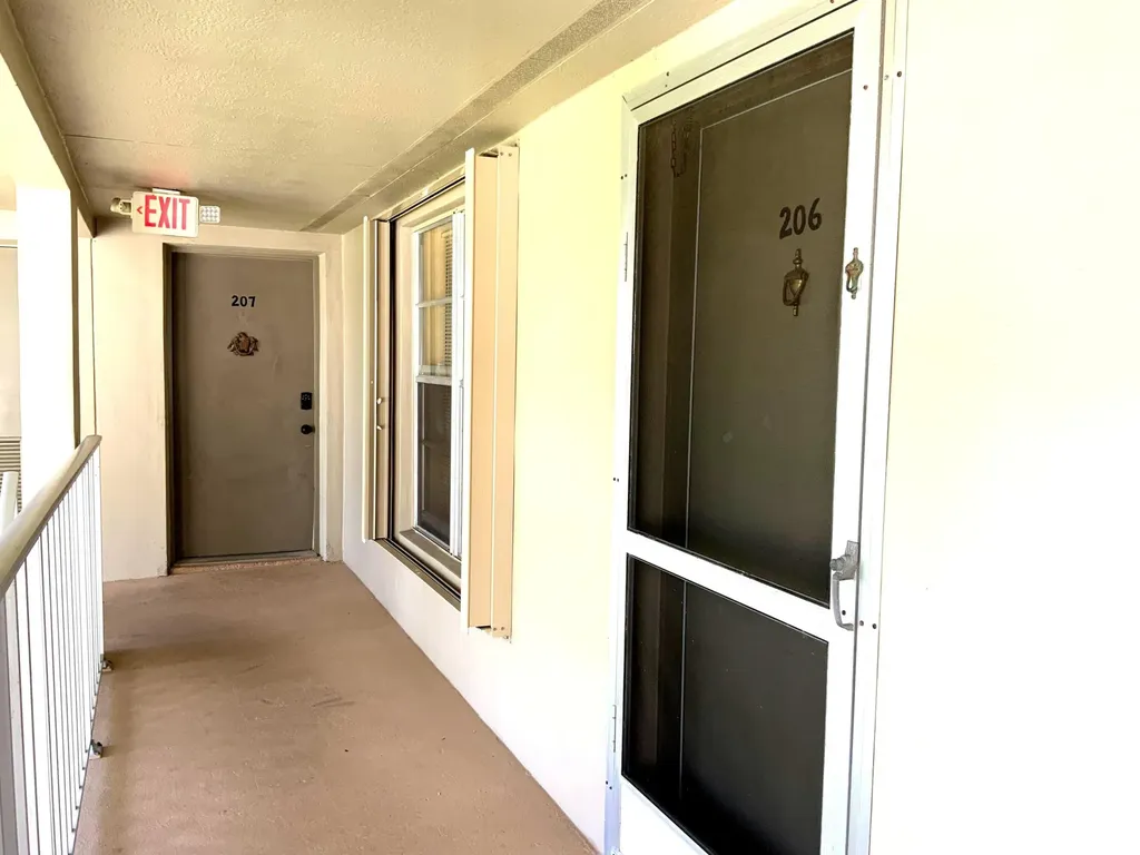 11 Lake Vista Trail Port St Lucie FL 34952