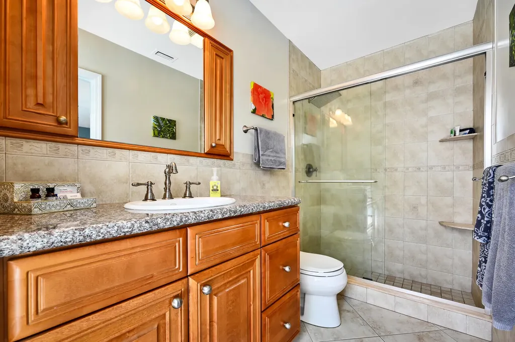 904 SE 12th Street Deerfield Beach FL 33441