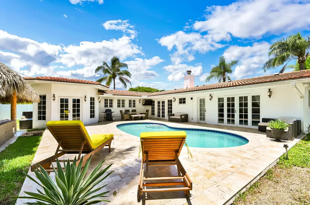 904 SE 12th Street Deerfield Beach FL 33441